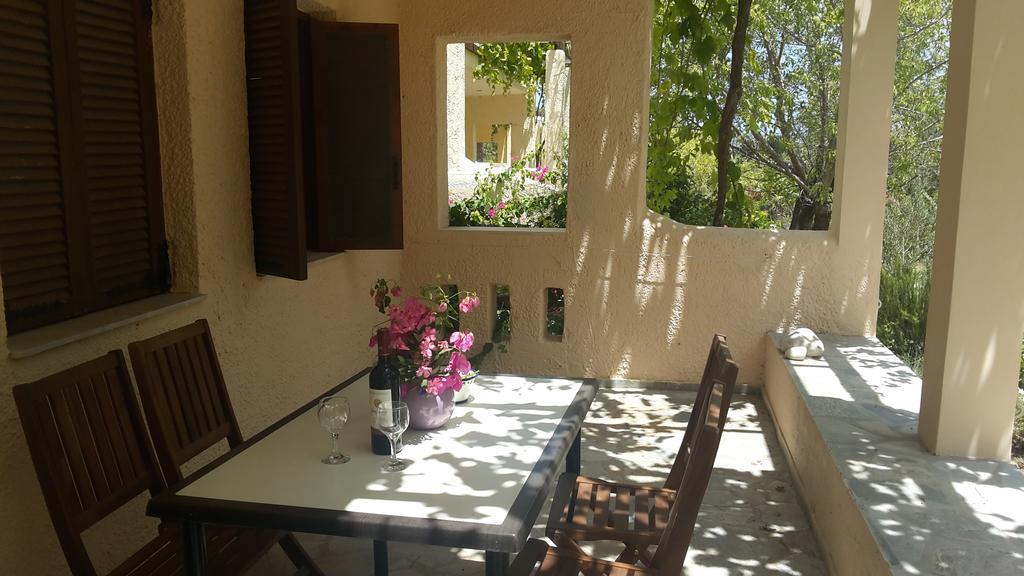 Ζini 2 Kéfalos Exterior foto